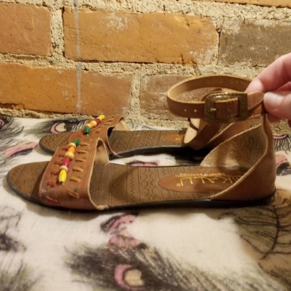 VINTAGE LEATHER WOVEN SANDALS BROWN HIPPIE PREPPY FESTIVAL 90S HIPSTER BEADED - Picture 3 of 10